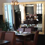 Otel Rheydter Residenz 3*
